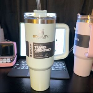 Stanley 40 oz Adventure Quencher Tumbler